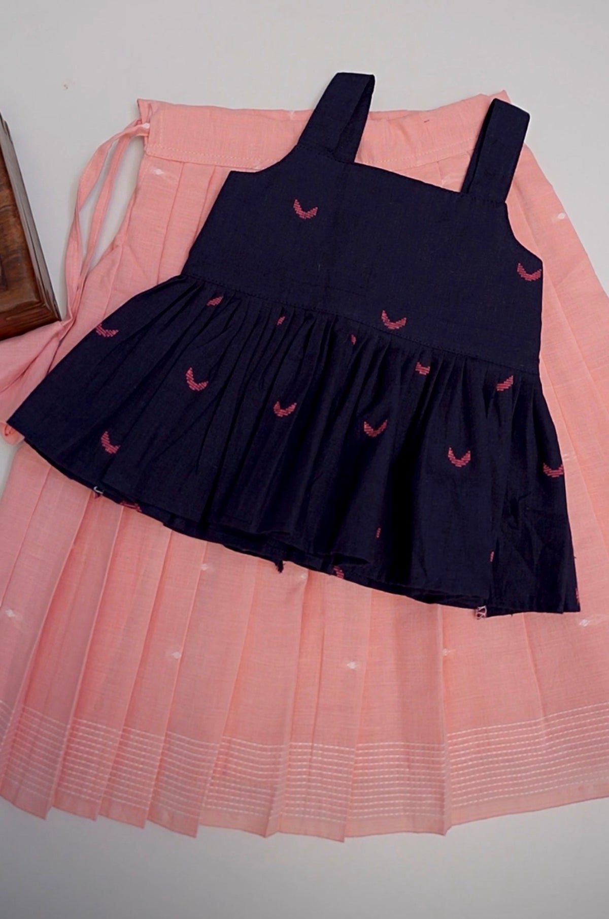 Midnight Petals -Handloom cotton