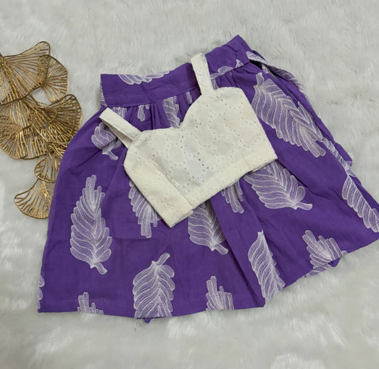 Chic White and Purple Leaf Print Lehenga