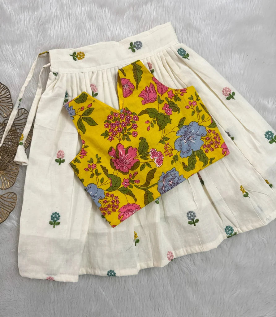 Soft cotton (yellow)!