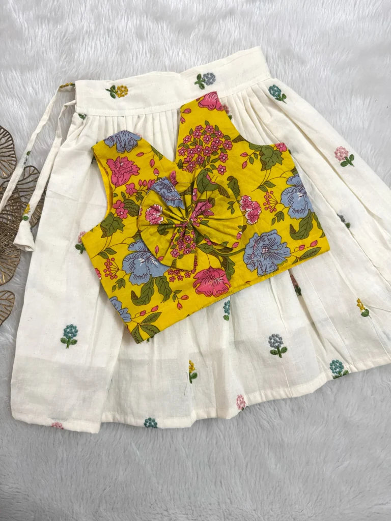 Soft cotton (yellow)!