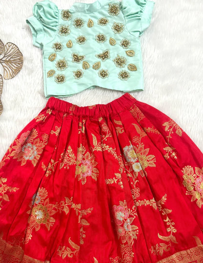 Ice blue Red!