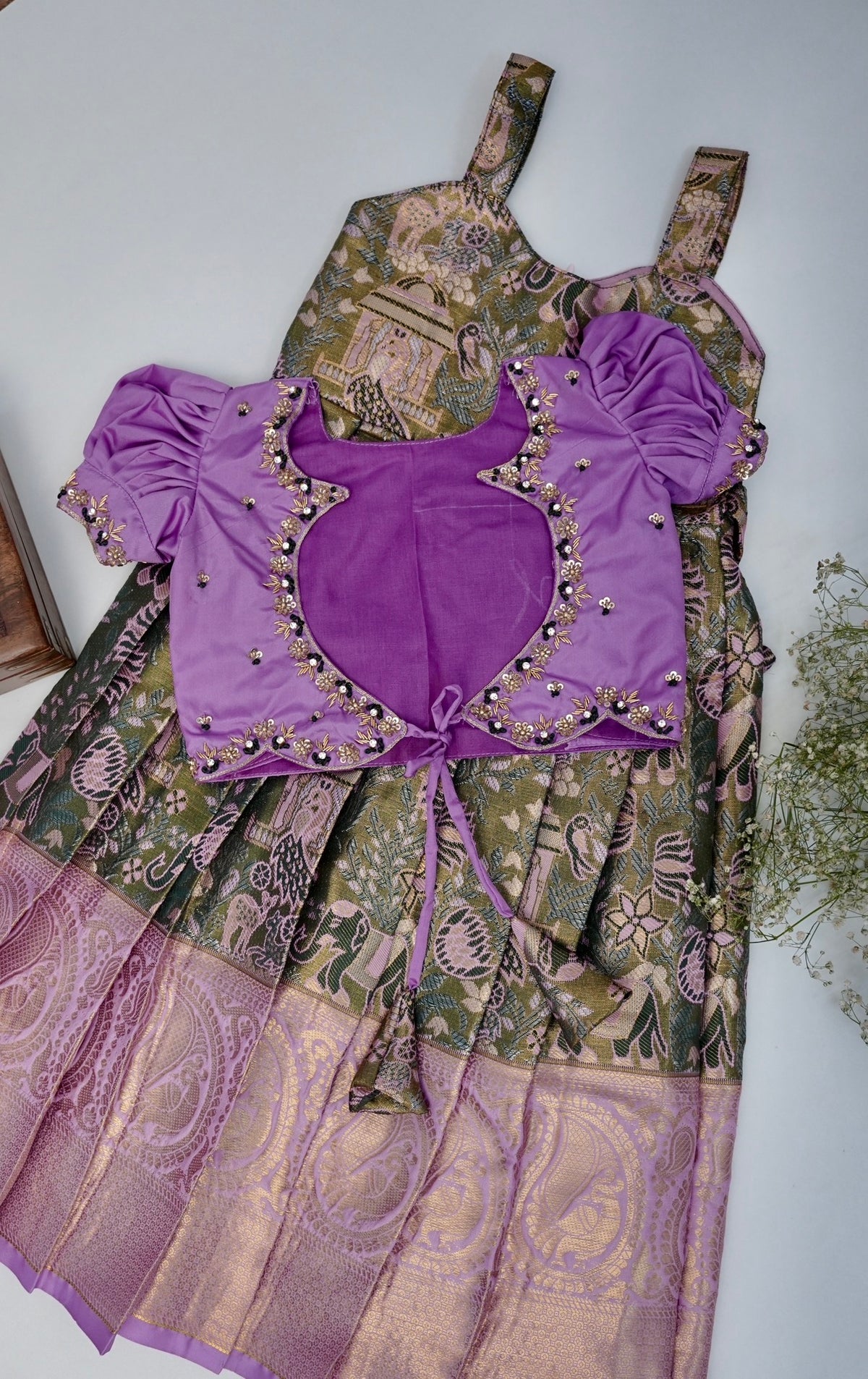 Saanvi - Lilac Royale!