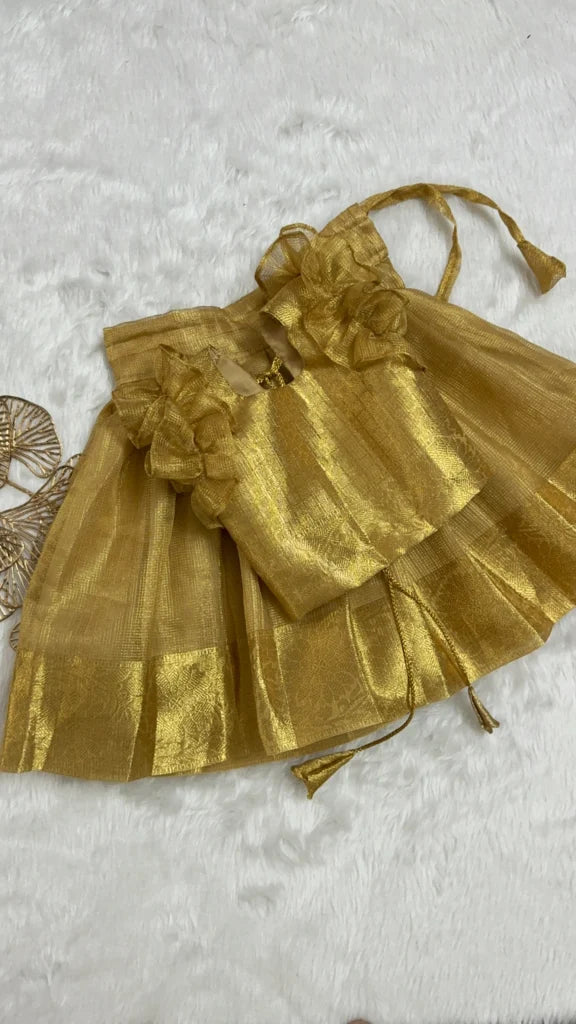Gold  vibes only