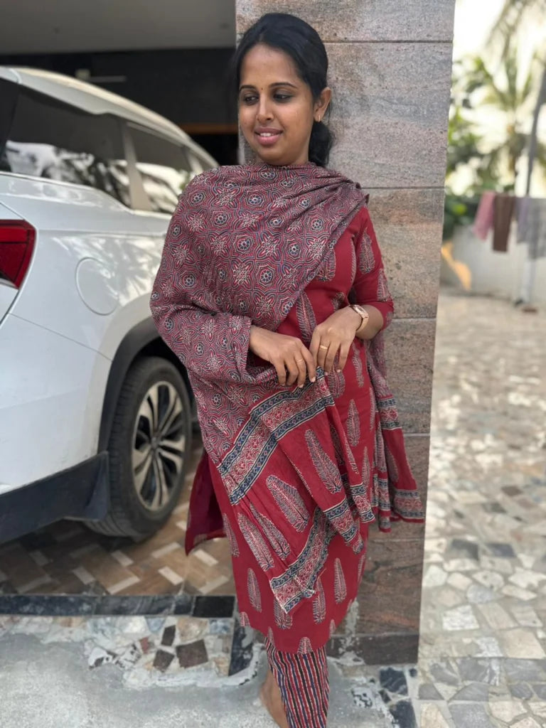Kurthi!