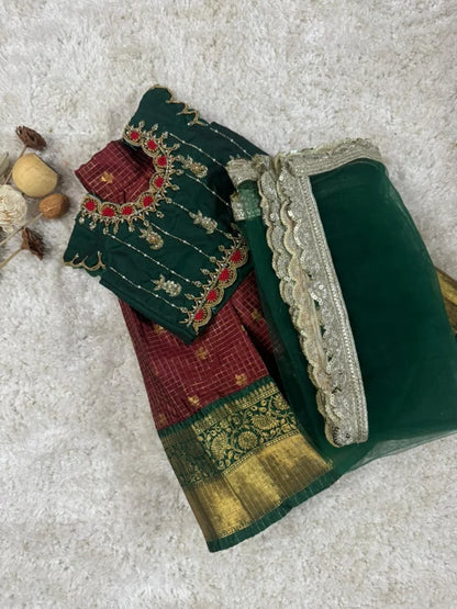 Royal vibe Thavani set!