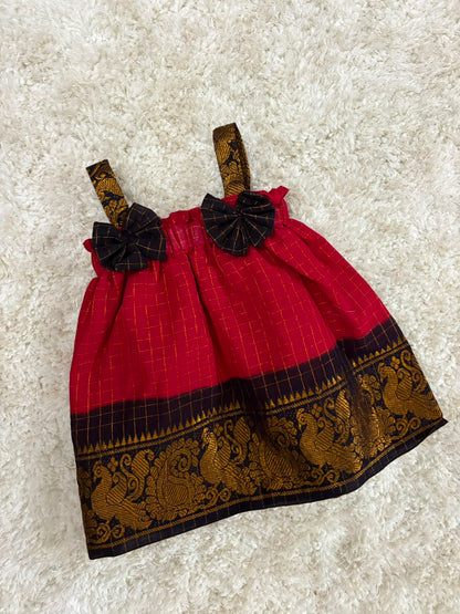 Elastic frock.