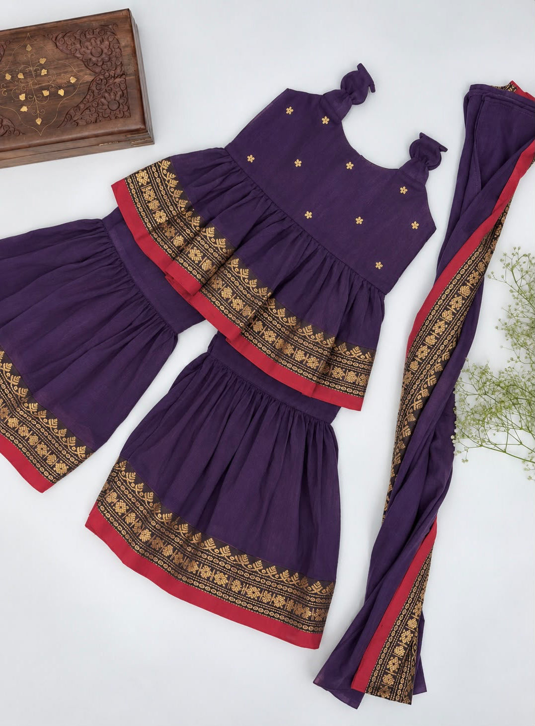 Festive twirl! violet
