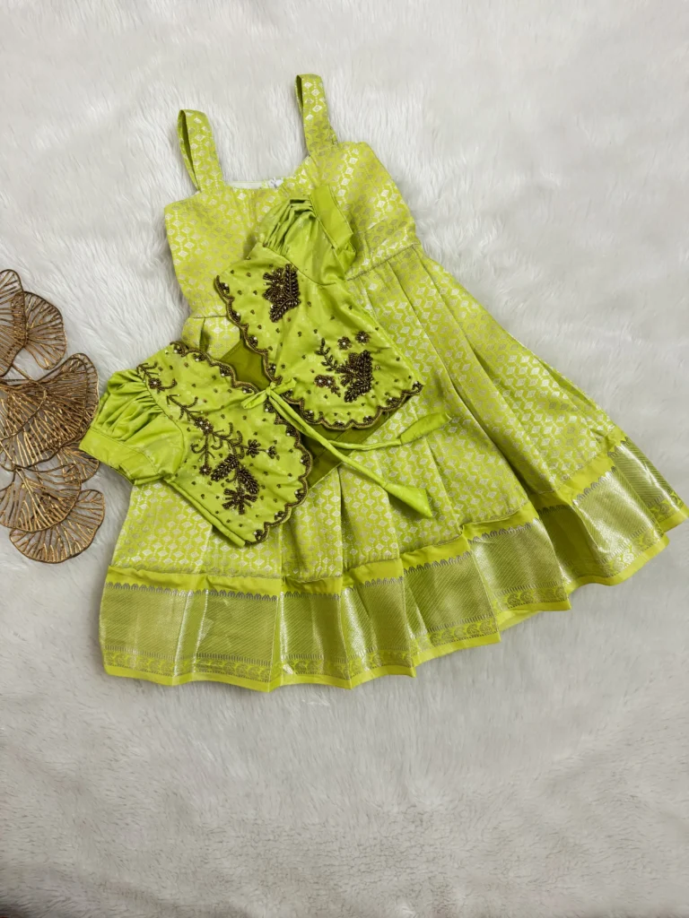 Traditional overcoat set