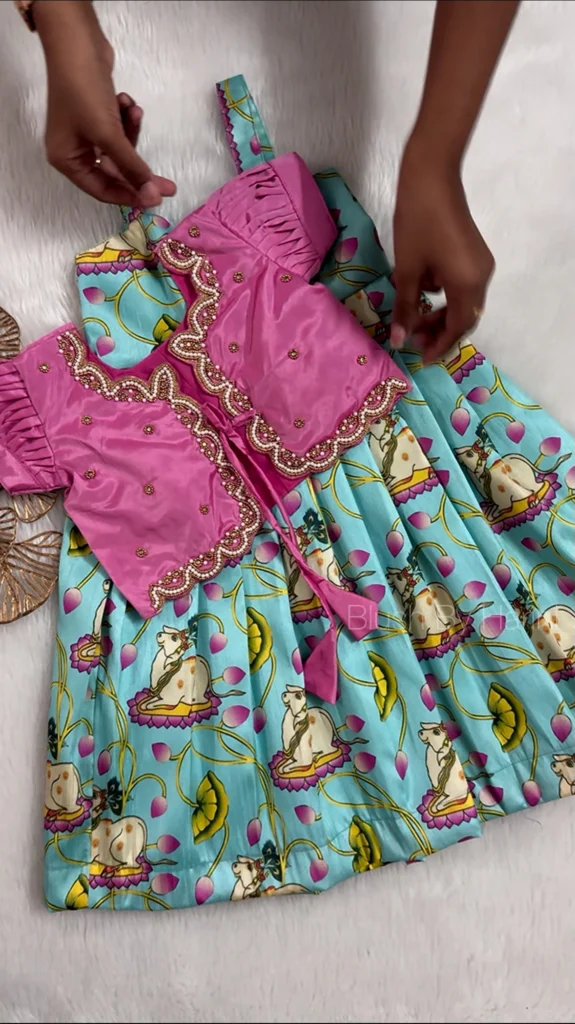 pichwai overcoat set.